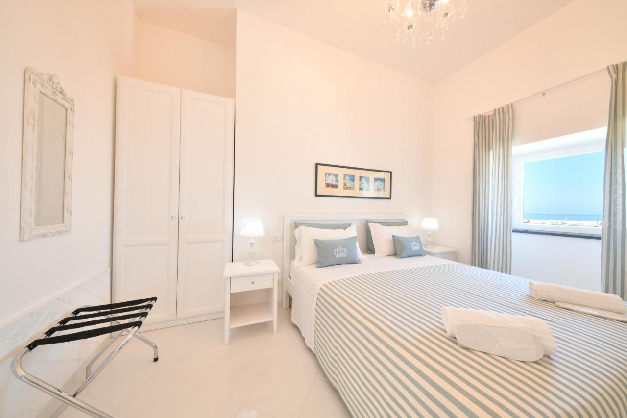 King Suite - Luxury Rooms Форио Экстерьер фото