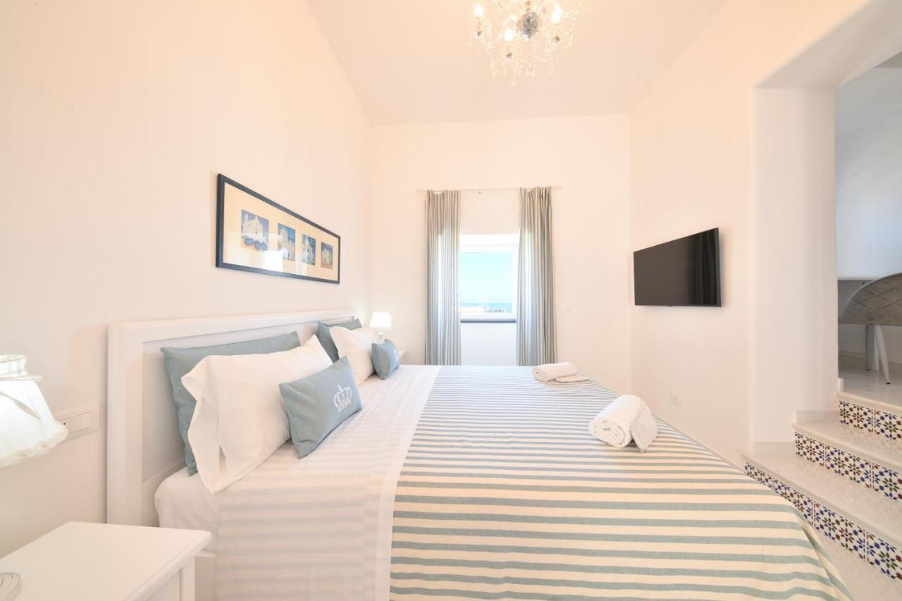 King Suite - Luxury Rooms Форио Экстерьер фото