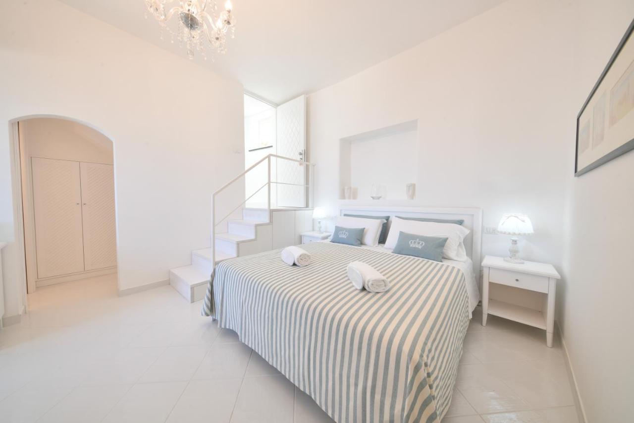 King Suite - Luxury Rooms Форио Экстерьер фото