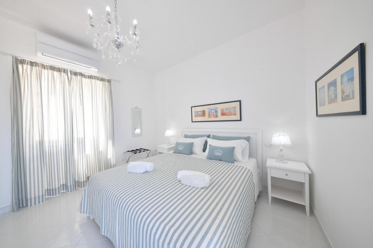 King Suite - Luxury Rooms Форио Экстерьер фото